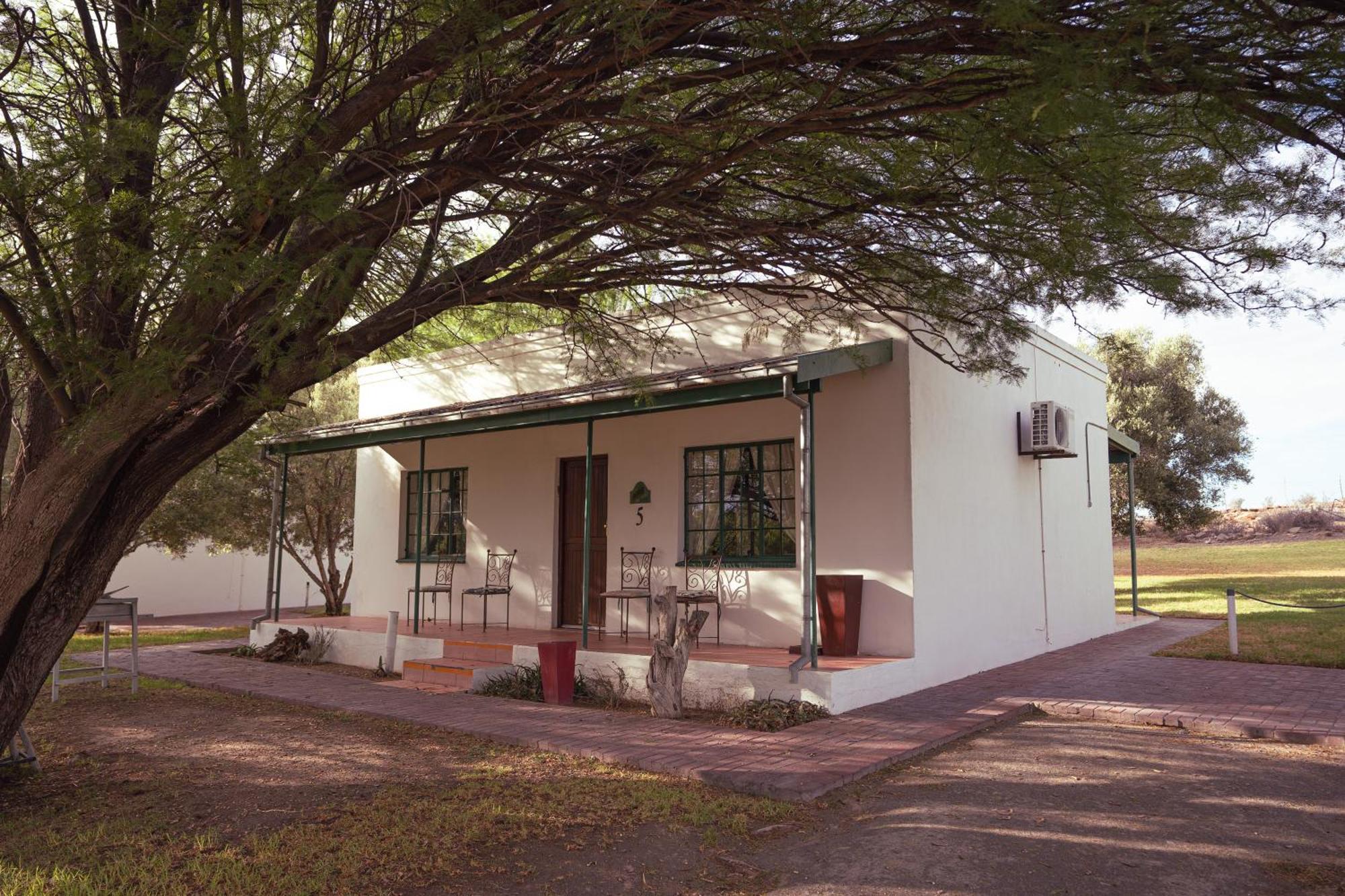 Olive Grove Guest Farm Beaufort West Exterior foto