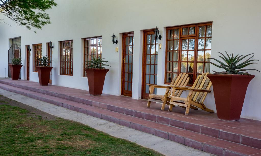 Olive Grove Guest Farm Beaufort West Exterior foto
