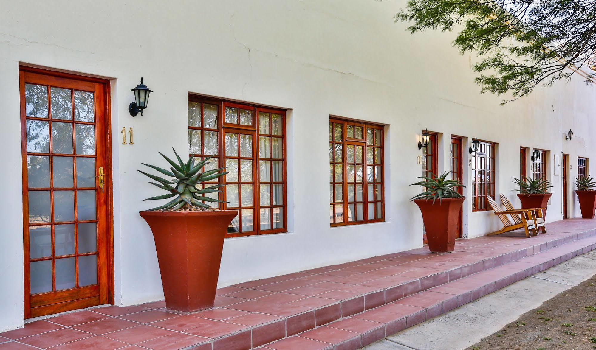 Olive Grove Guest Farm Beaufort West Exterior foto